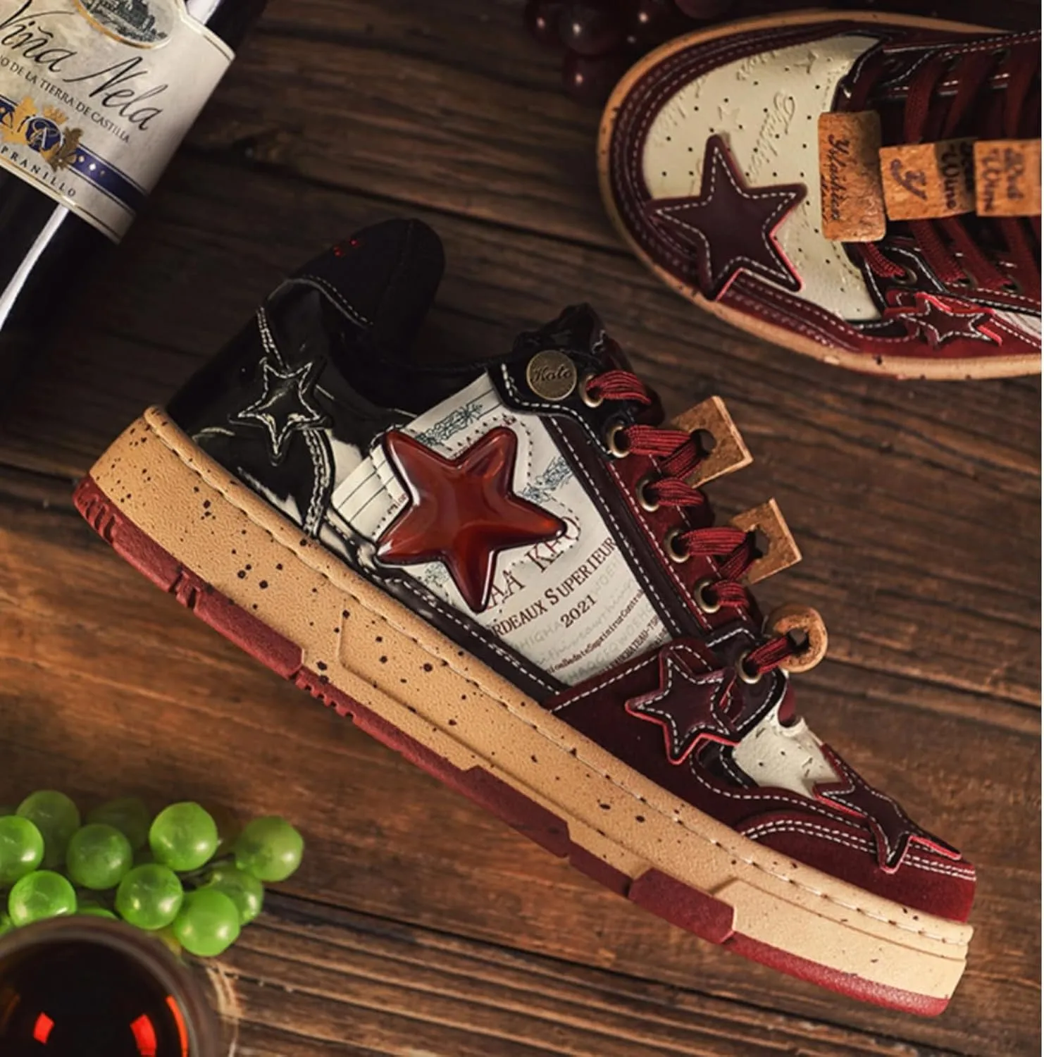 Burgundy Star Print Fashion Chunky Sneakers for Women Trendy Casual Aesthetic Skateboard Walking Dance Shoes