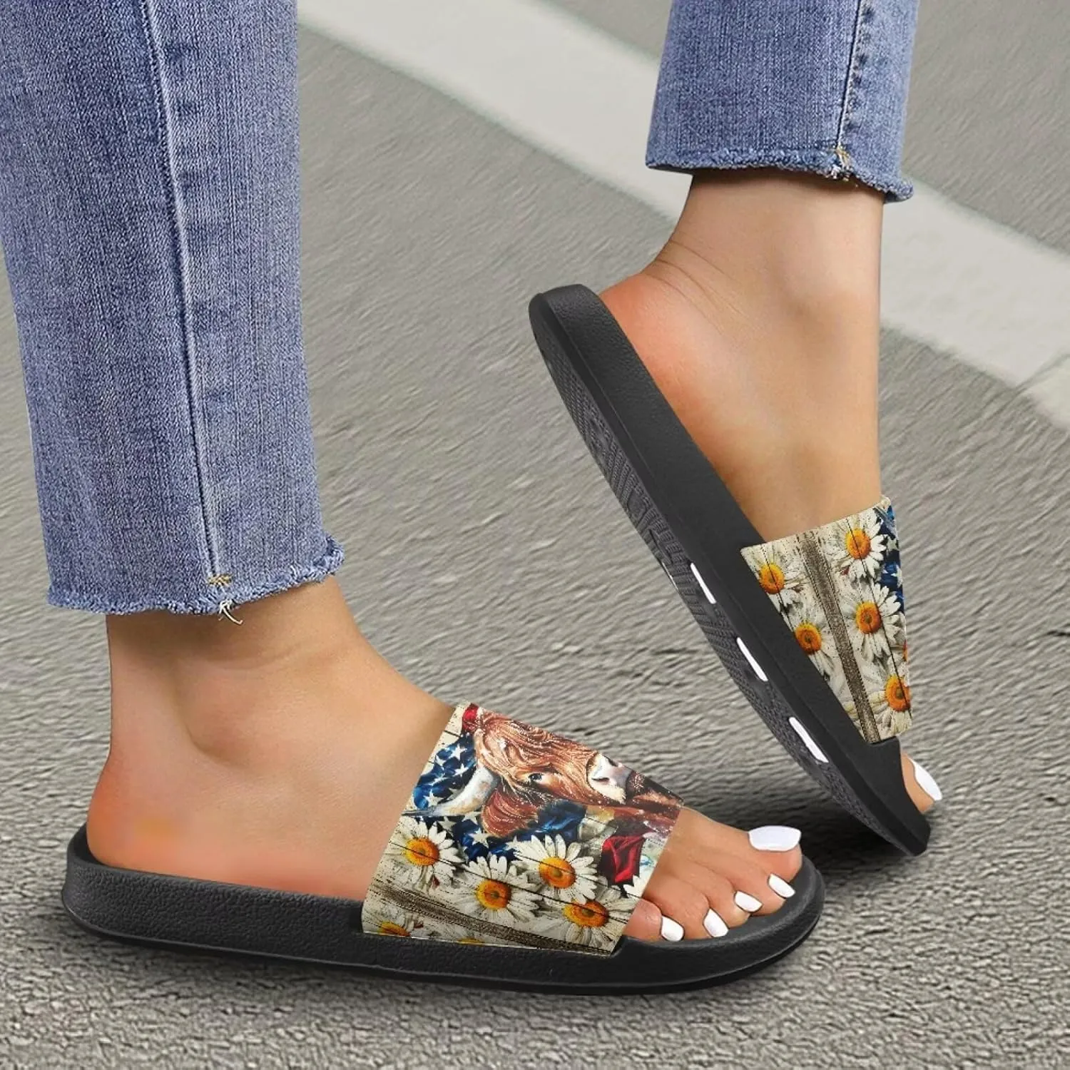Cow Slippers Slip On Womens Flats Sandals Summer Beach Sandal for Lady Comfort Soft Footbed House Slipper