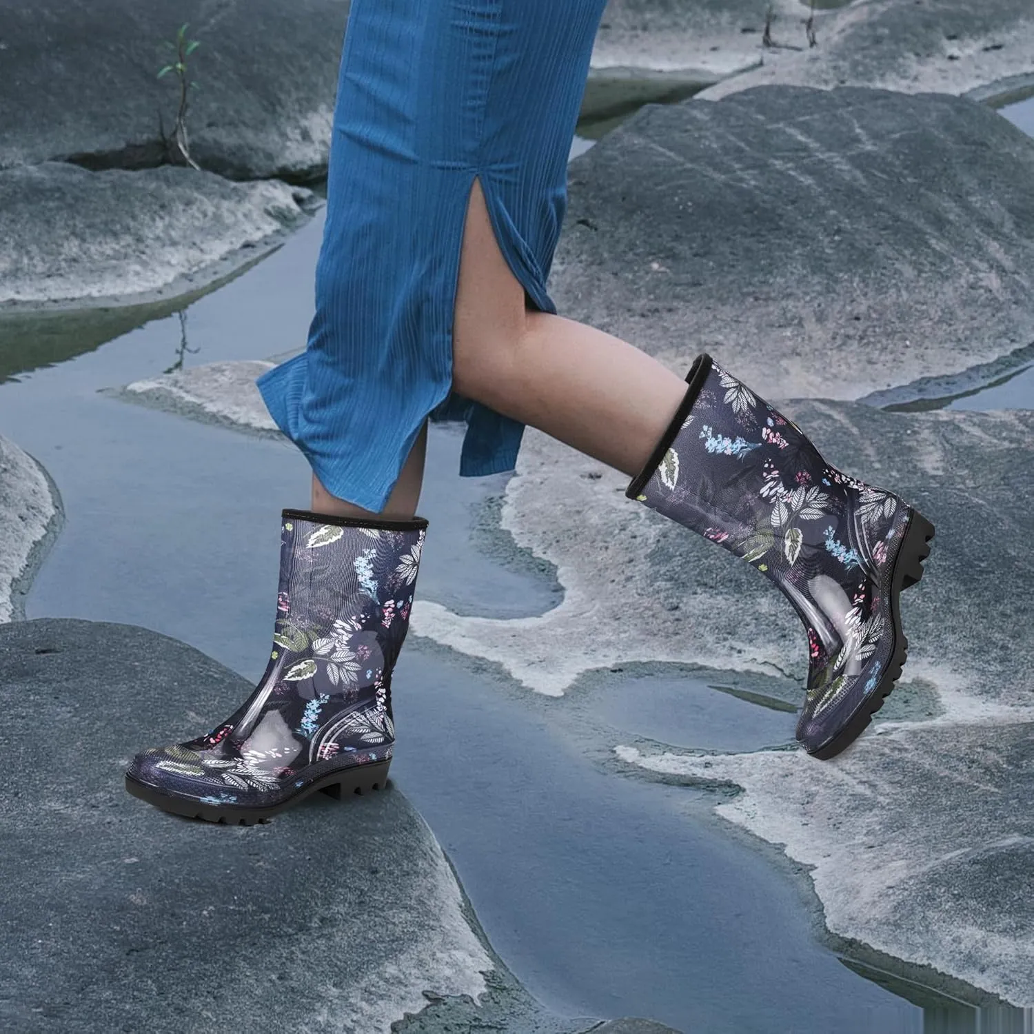 DKSUKO Waterproof Womens Rain Boots insulated,Lightweight Rubber fashion Boots in Gardening,Warm and Comfortable Wide Calf Rain Boots with Glossy in Outdoor