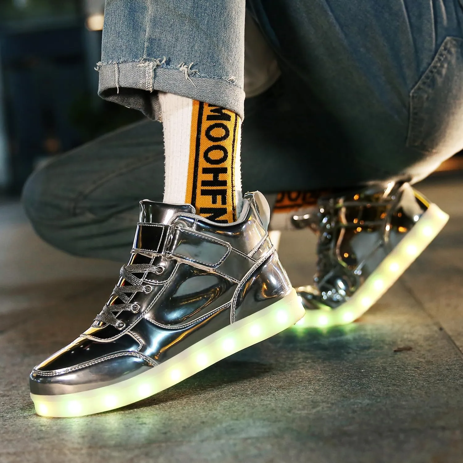 Kids Light up Shoes Led Shoes for Boys Girls USB Charging Flashing Trainers High Top Sneakers