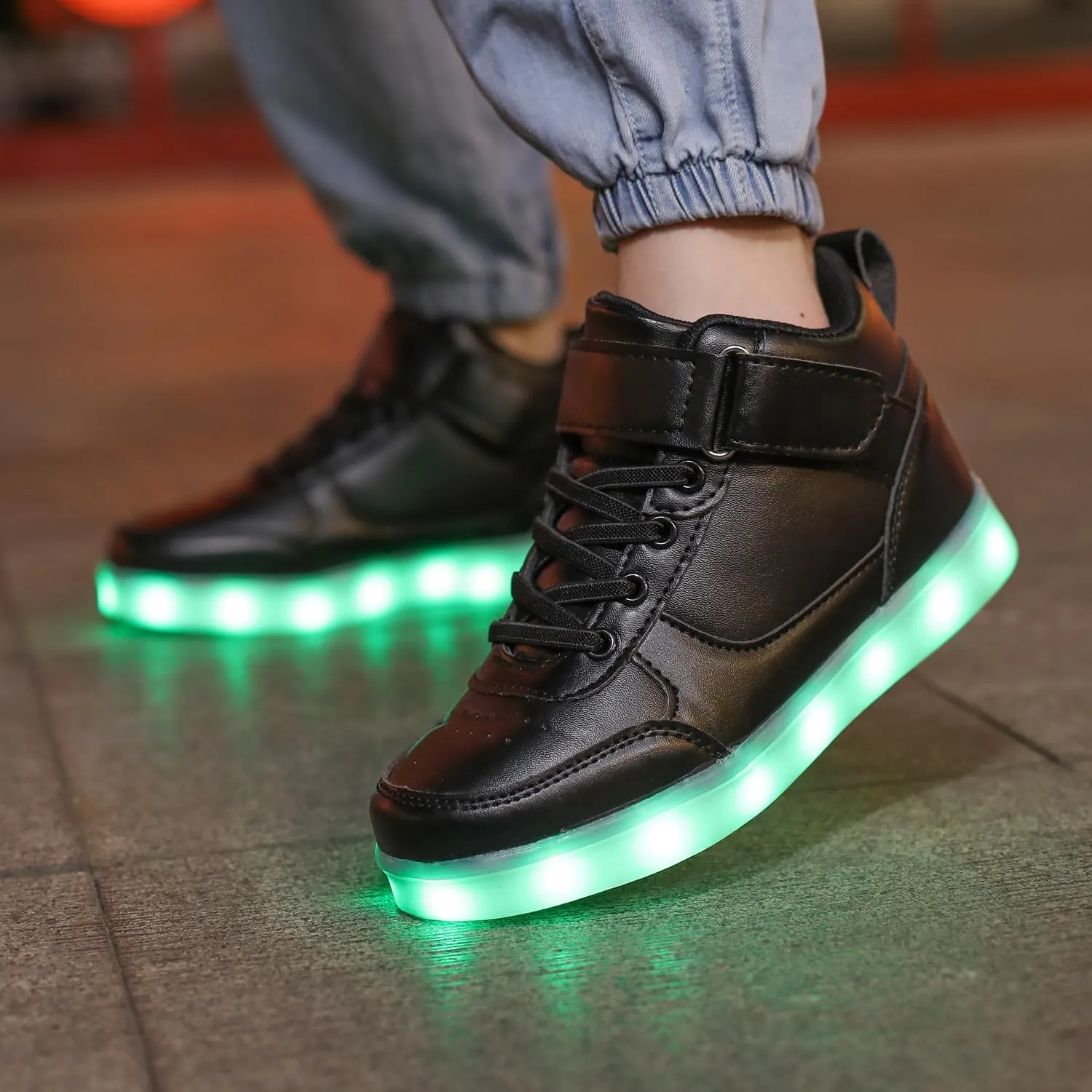 Kids Light Up Shoes LED Sneakers High Top USB Charging Flashing Trainers for Child Girls Boys