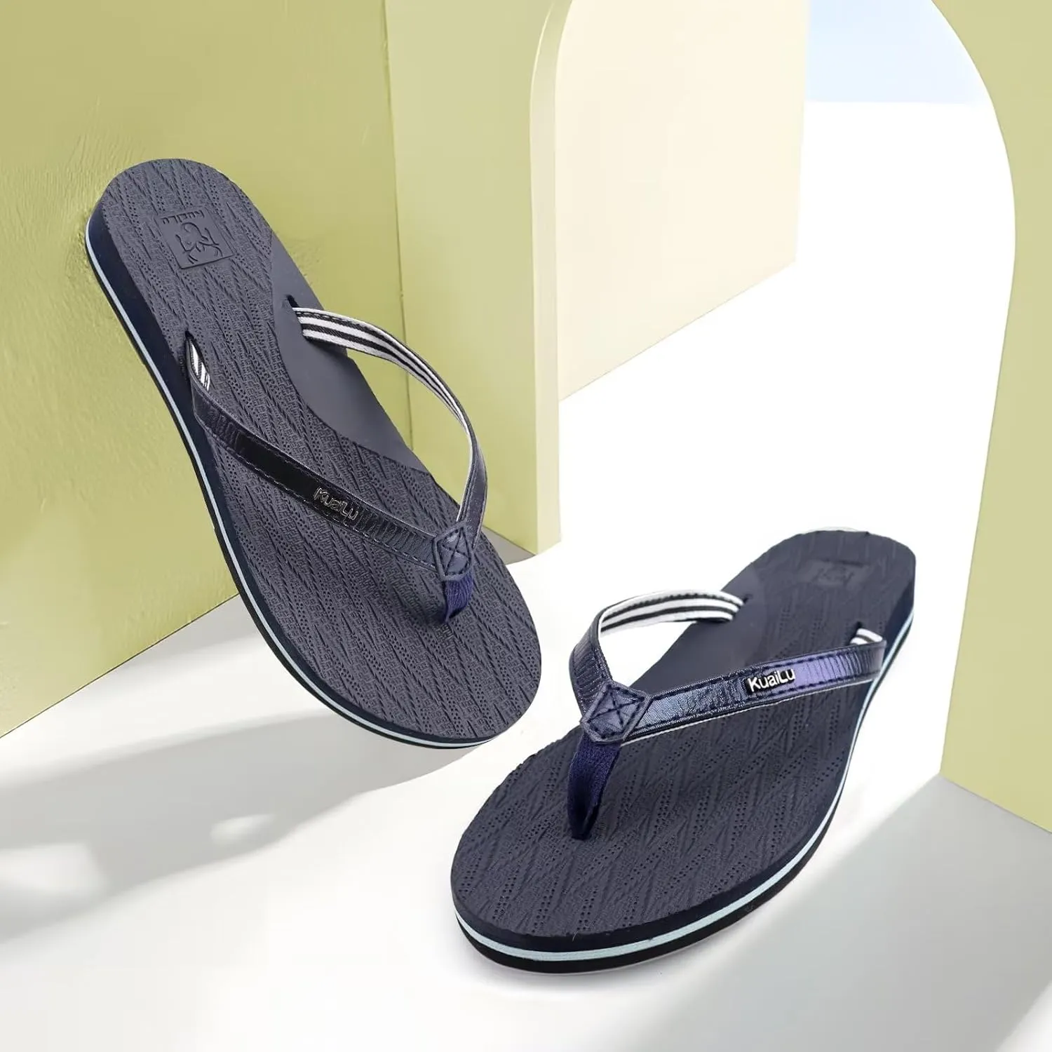 KuaiLu Womens Fashion Flip Flops Ladies Lightweight Summer Beach Yoga Mat Thong Sandals with Comfortable Arch Support