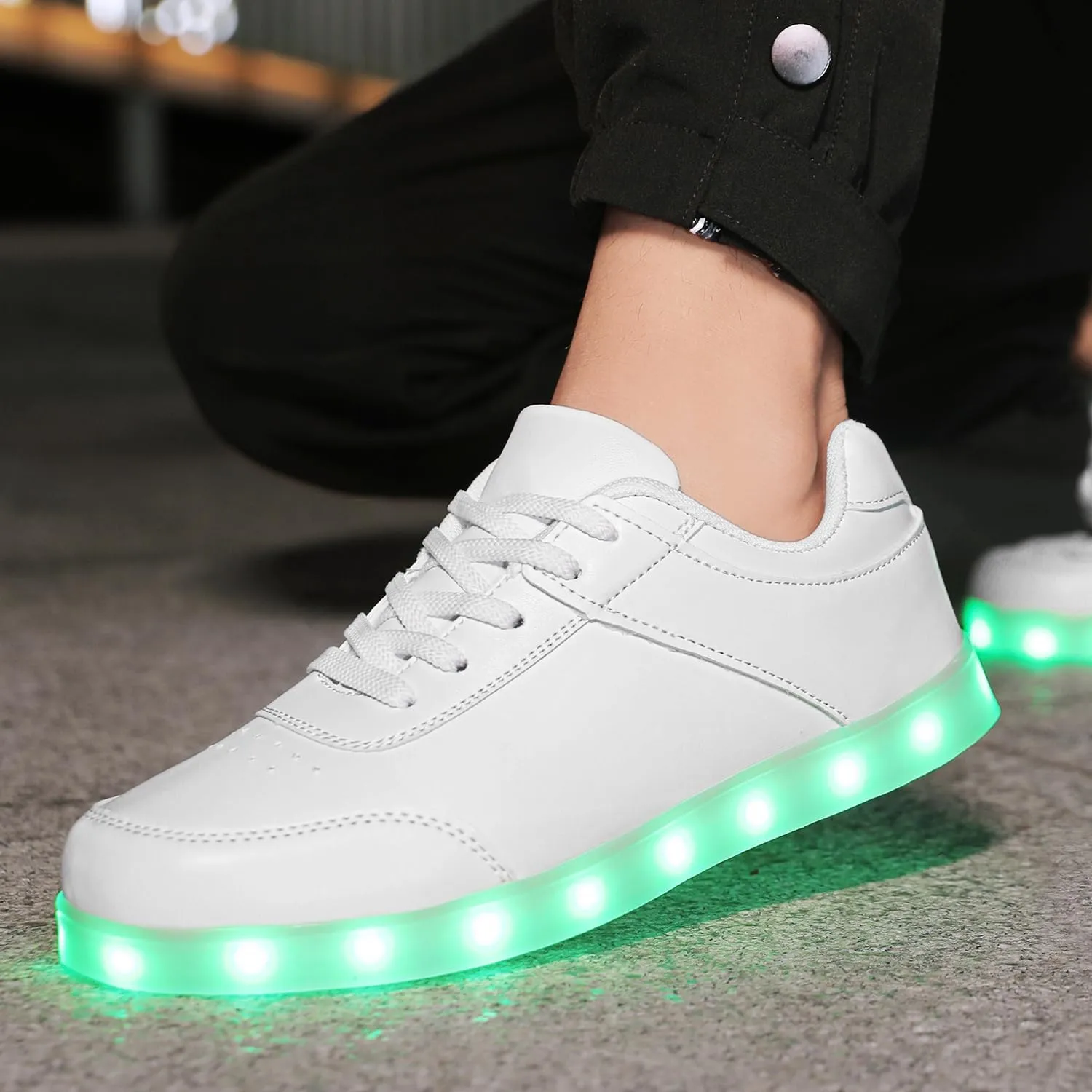 LED Unisex Light Up Shoes High Top Luminous Flashing USB Charging Lace Up Couples Sneakers for Women Men