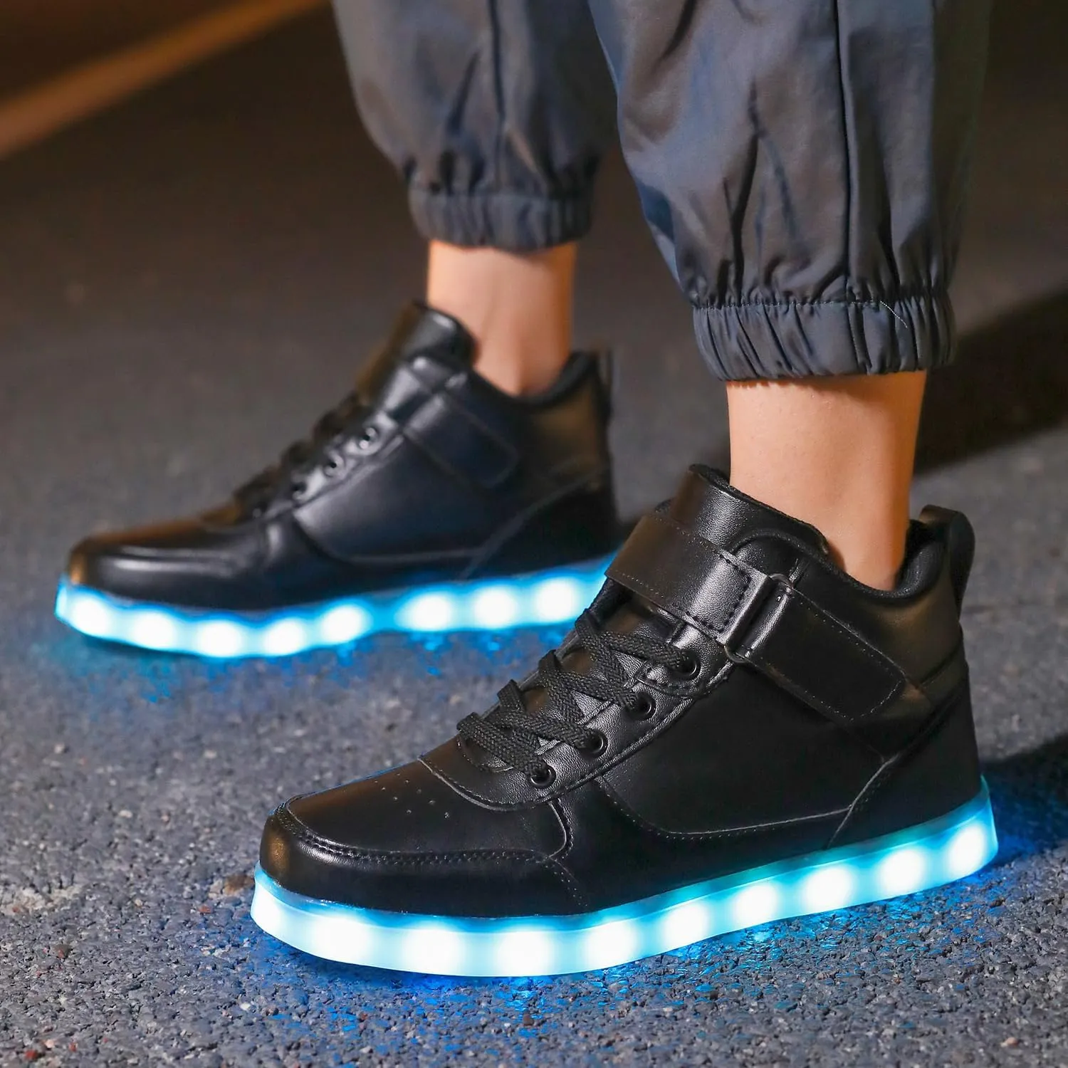 LED Unisex Light Up Shoes High Top Luminous Flashing USB Charging Lace Up Couples Sneakers for Women Men
