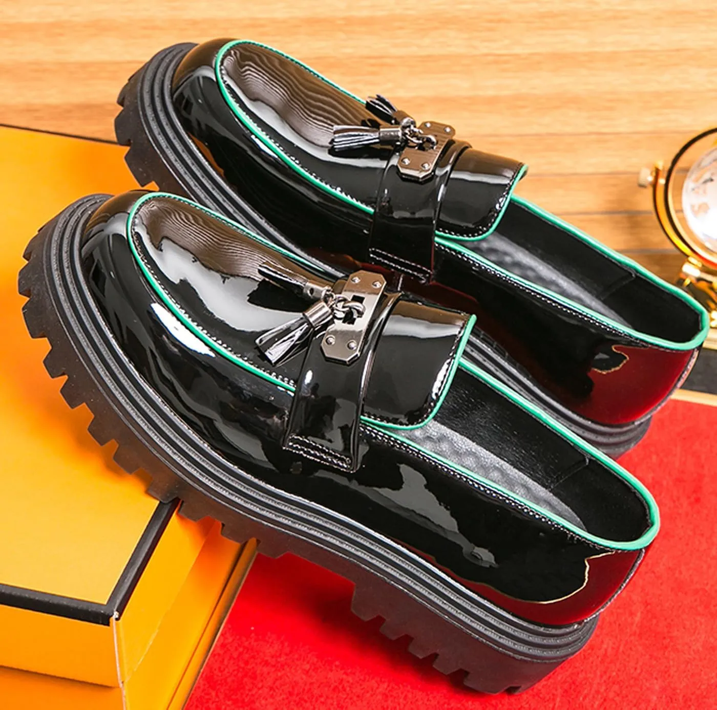 Mens Casual Shoes Slip On Loafers Leather Dress Tassel Loafers Fashion Wedding Tuxedo Formal Walking Summer Shoes for Men