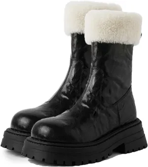 Raw Edge Short Snow Boots, Thick Low Heel Mid Calf Boots Waterproof and Non Slip Women's Autumn and Winter Boots Patent Leather Pleated Casual Fashion Boots