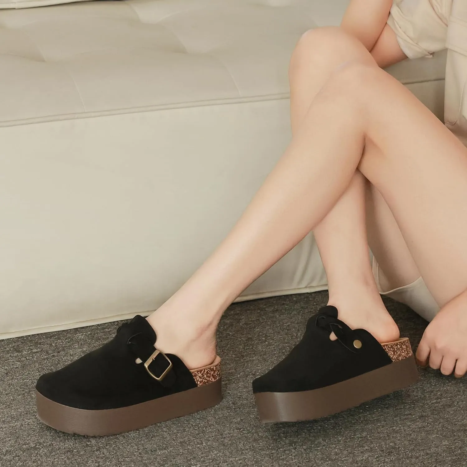 Suede Platform Clogs Women, Closed Toe Slippers Slides Sandals, Potato Shoes with Adjustable Buckle, Non Slip On Mules