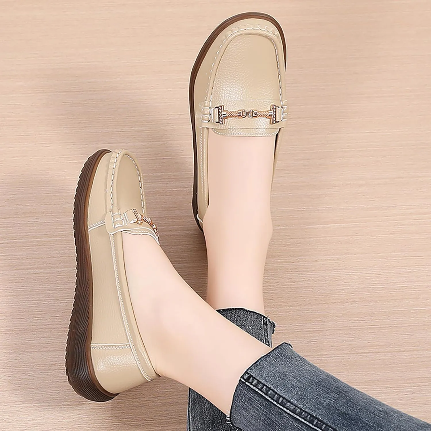 Women's Wide Width Loafers Comfort Slip on Shoes Walking Shoes for Ladies Mocassins Driving Shoe